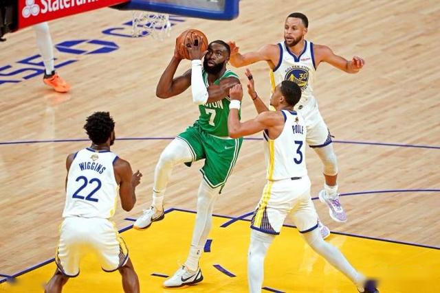 CBA全明星替补阵容公布:曾凡博王哲林徐杰入选